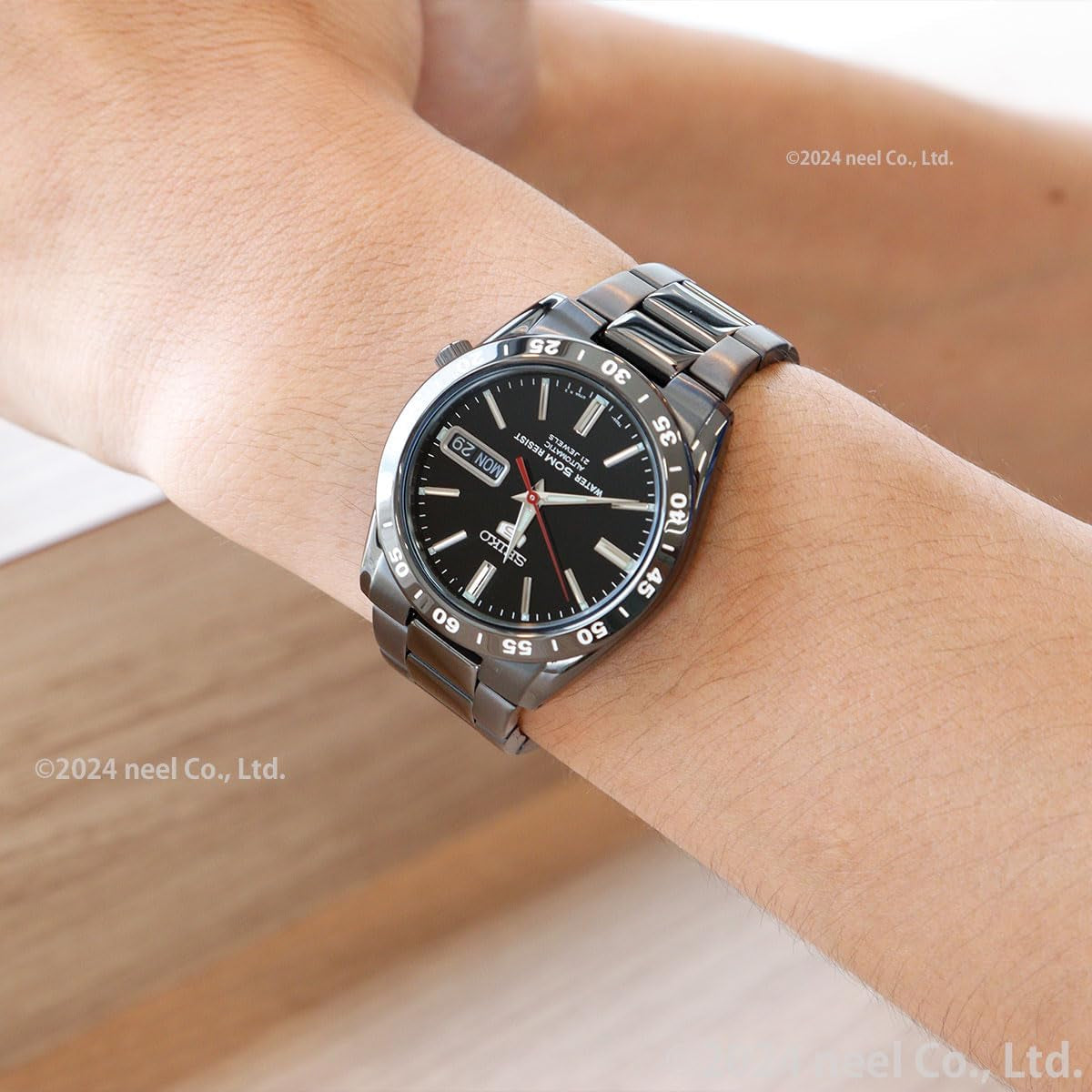 Seiko 5 SNKE03K1